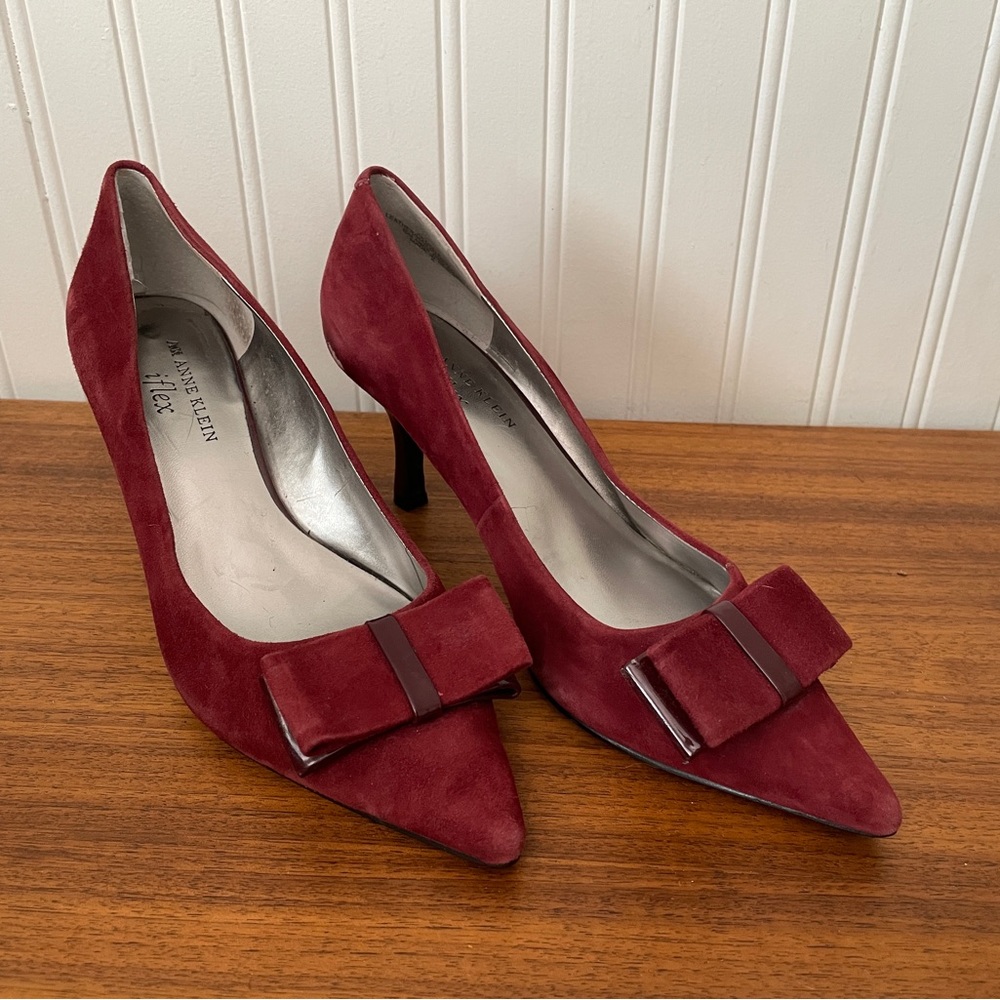 Anne Klein Burgundy Suede Heels with Bow